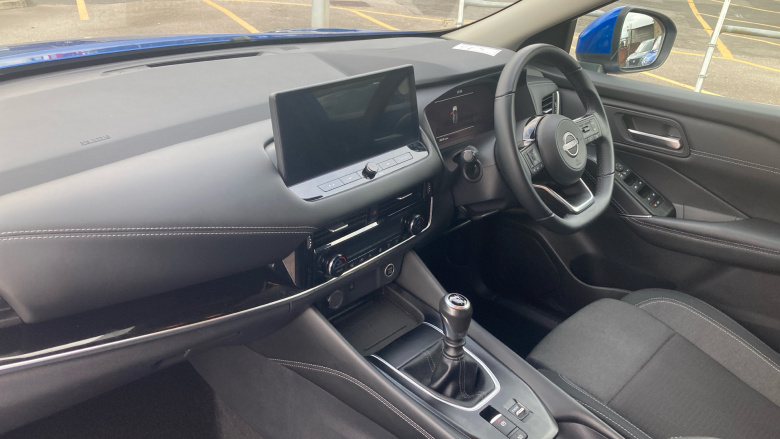 Nissan Qashqai 1.3 DiG-T MH N-Connecta 5dr Petrol Hatchback